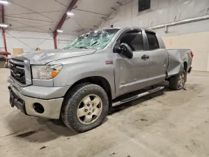 Toyota Tundra 5.7L 8 2012