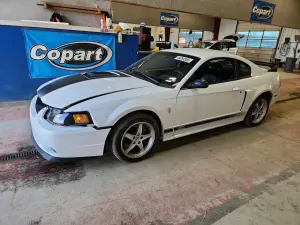 Ford Mustang 4.6L 8 2003