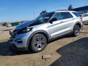 Ford Explorer 2.3L 4 2023