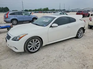 Infiniti G37 3.7L 6 2013