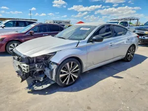 Nissan Altima 2.5L 4 2021