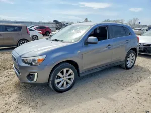 Mitsubishi Outlander 2.0L 4 2015