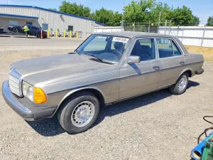 Mercedes-Benz 300 3.0L 5 1983