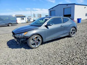 Hyundai Veloster 1.6L 4 2020