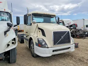 Volvo VNL 6 2006