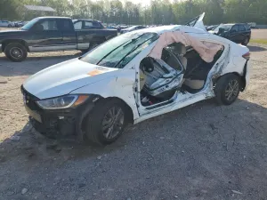 Hyundai Elantra 2.0L 4 2018