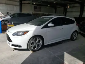 Ford Focus 2.0L 4 2014
