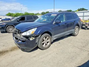 Subaru Outback 2.5L 4 2013