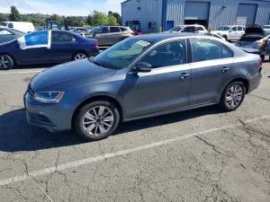 Volkswagen Jetta 1.4L 4 2016