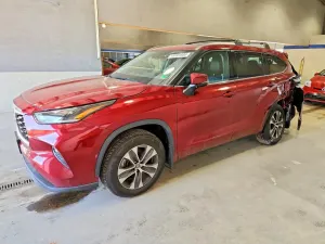 Toyota Highlander 3.5L 6 2021