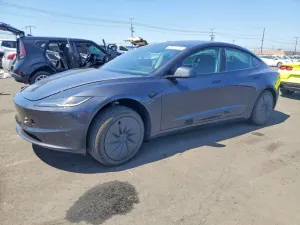Tesla Model 3 2025