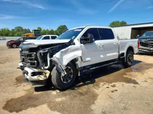 Ford F-250 6.7L 8 2023