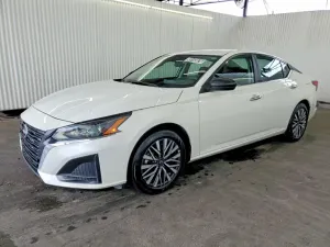 Nissan Altima 2.5L 4 2025
