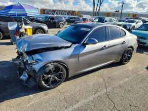 Alfa Romeo Giulia 2.0L 4 2018