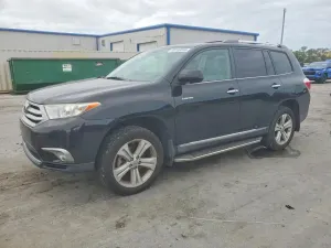 Toyota Highlander 3.5L 6 2013