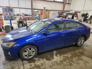Hyundai Elantra 2.0L 4 2020