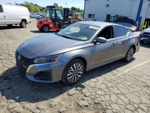 Nissan Altima 2.5L 4 2023