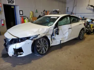 Nissan Altima 2.5L 4 2024