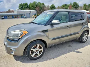 Kia Soul 2.0L 4 2013