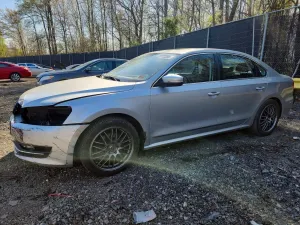 Volkswagen Passat 2.0L 4 2013
