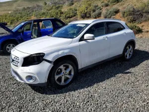 Mercedes-Benz GLA 2.0L 4 2020