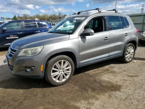 Volkswagen Tiguan 2.0L 4 2011