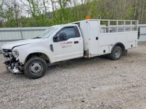 Ford F-350 6.2L 8 2021