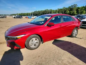 Hyundai Elantra 2.0L 4 2025