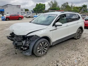 Volkswagen Tiguan 2.0L 4 2024