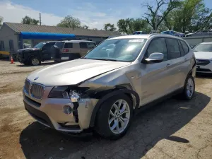 BMW X3 2.0L 4 2013