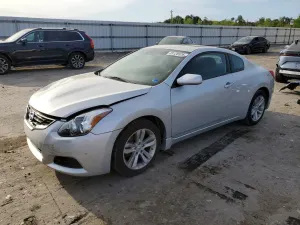 Nissan Altima 2.5L 4 2012