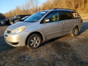 Toyota Sienna 3.3L 6 2004