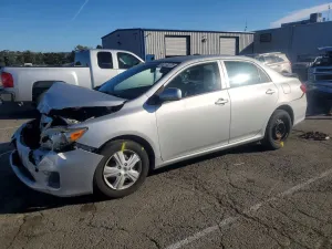 Toyota Corolla 1.8L 4 2012