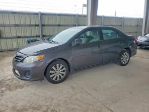 Toyota Corolla 1.8L 4 2013