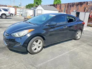 Hyundai Elantra 1.8L 4 2013