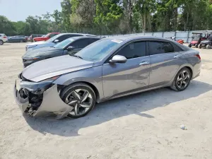 Hyundai Elantra 2.0L 4 2021