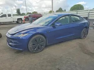 Tesla Model 3 2025