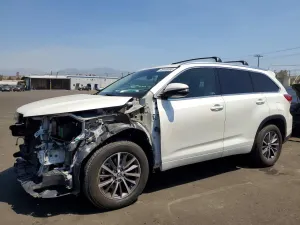 Toyota Highlander 3.5L 6 2018