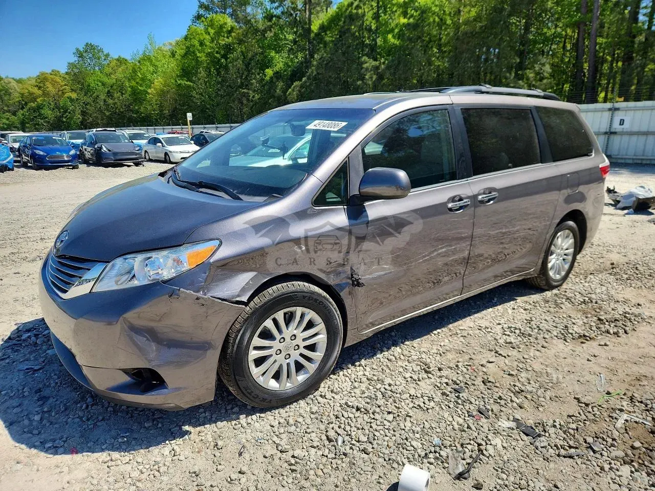 Toyota Sienna 3.5L 6 2016