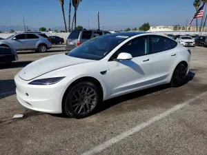 Tesla Model 3 2025