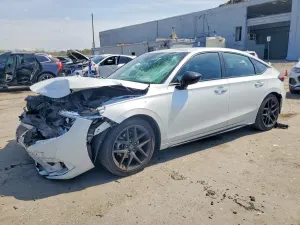 Honda Civic 2.0L 4 2024