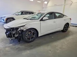 Nissan Sentra 2.0L 4 2025