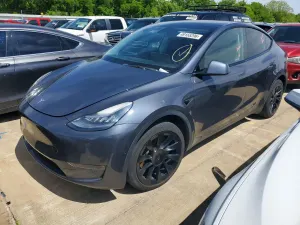 Tesla Model Y 2021