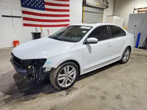 Volkswagen Jetta 1.8L 4 2017