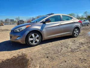 Hyundai Elantra 1.8L 4 2013