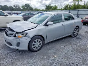 Toyota Corolla 1.8L 4 2013