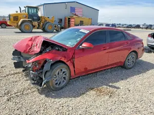 Hyundai Elantra 2.0L 4 2024