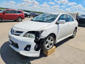 Toyota Corolla 1.8L 4 2012
