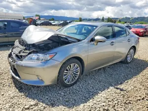 Lexus ES 3.5L 6 2015