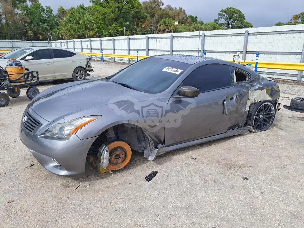 Infiniti Q60 3.7L 6 2014